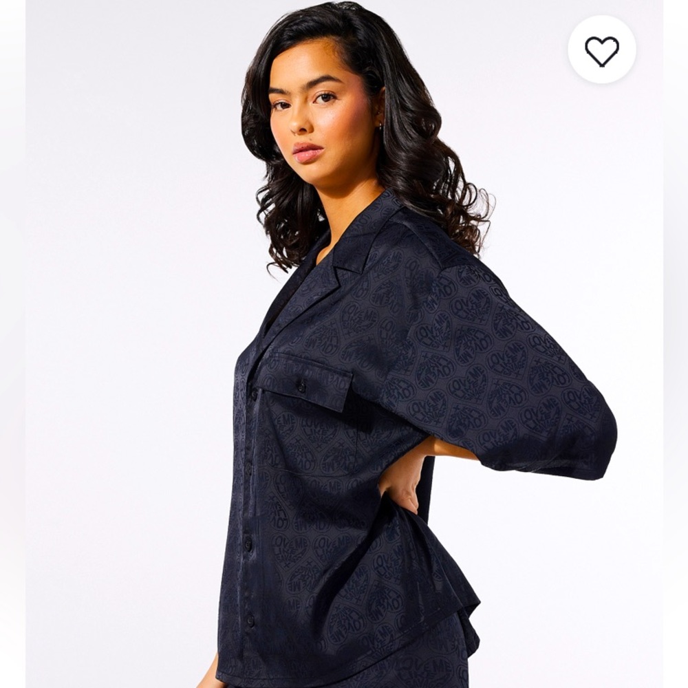 NWT Savage x Fenty Lounge Top